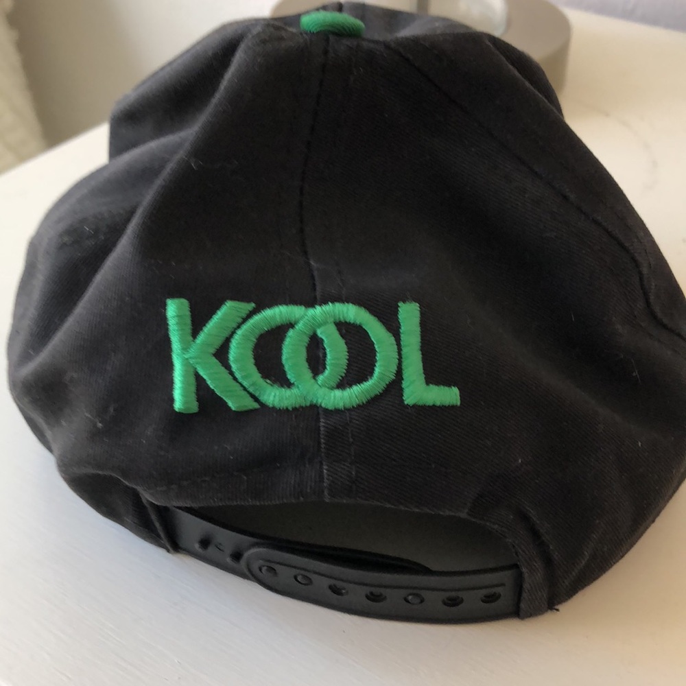 Vintage Kool hat - Picture 2 of 2